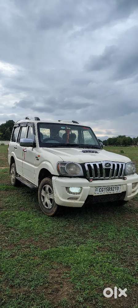 Mahindra Scorpio 2013 Diesel Manual 2nd Owner