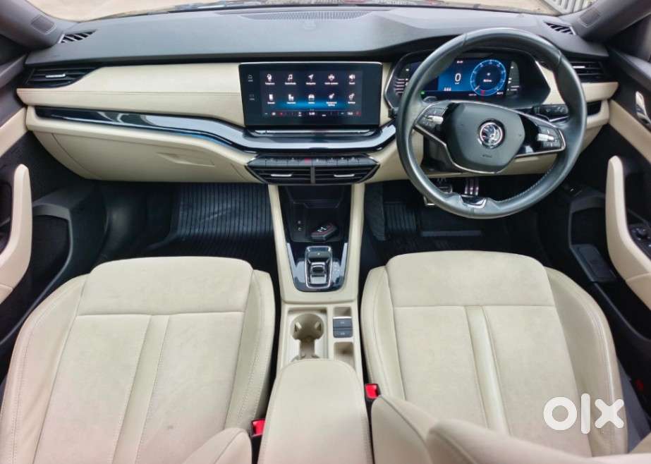 Skoda Octavia 2.0 L K Tsi At, 2022, Petrol