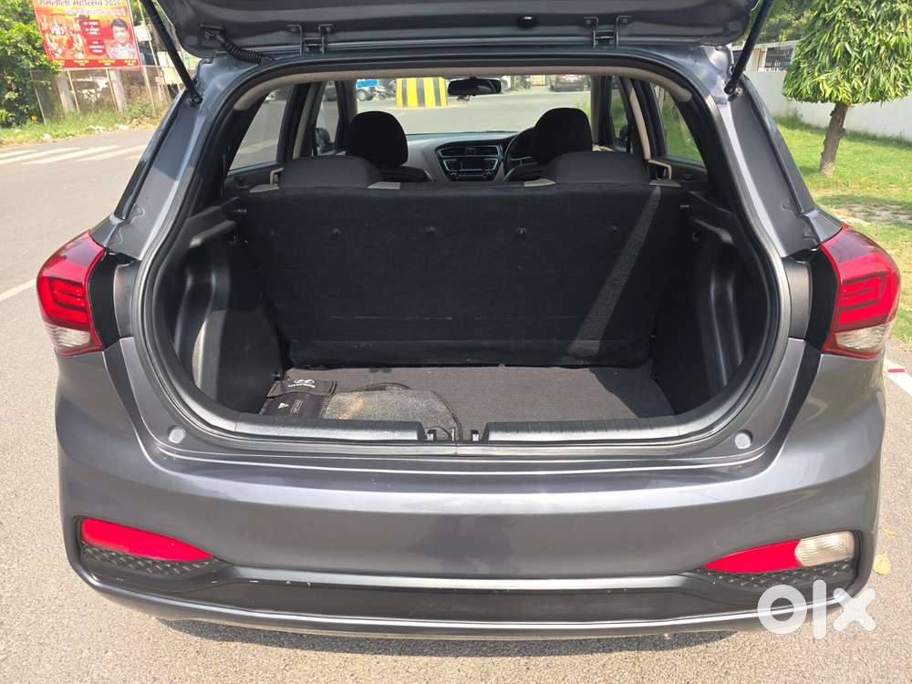 Hyundai Elite I20 [ ] 1.2 Magna Executive, 2018, Petrol