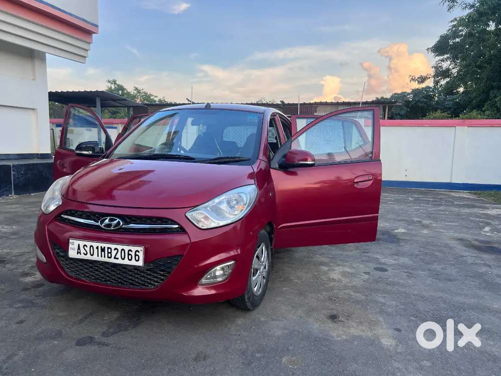 Hyundai I10 Sportz Petrol 2013