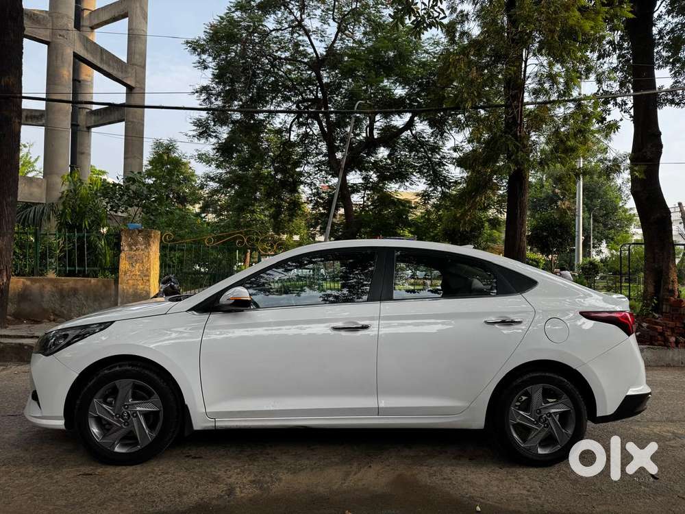 Hyundai Verna 1.5 Sx (o) Diesel Mt, 2022, Diesel