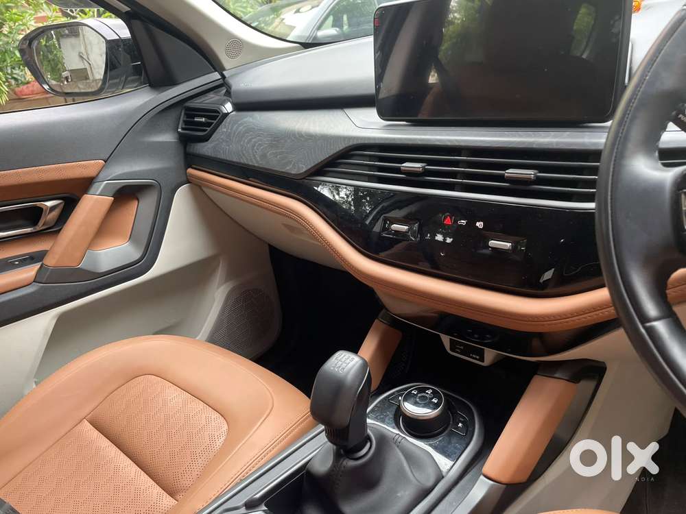 Tata Safari Adventure X Plus 7 Str, 2025, Diesel