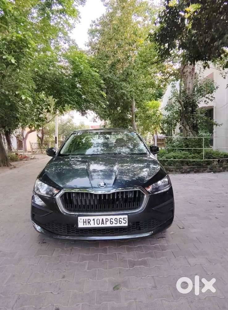 Skoda Slavia 1.0 Active Tsi, 2022, Petrol