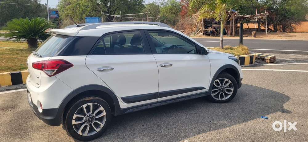Hyundai I20 Active 2015 Diesel Well Maintained