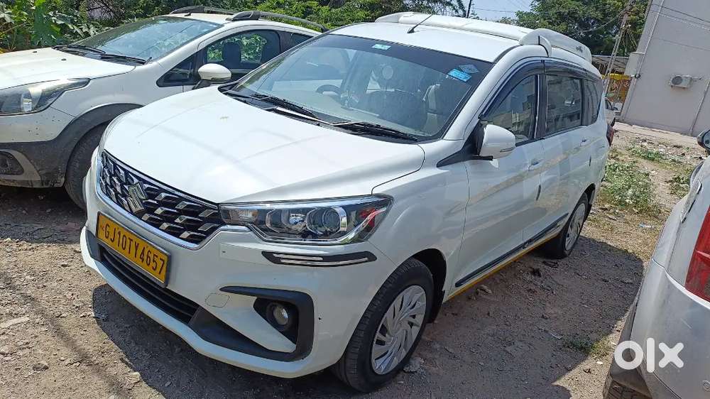 Maruti Suzuki Ertiga Vxi 2025
