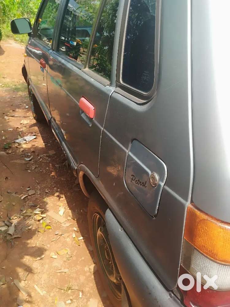 Very Good Condition,five Speed 12 Valve Engine.4 Tyre 85 %.goog Engine