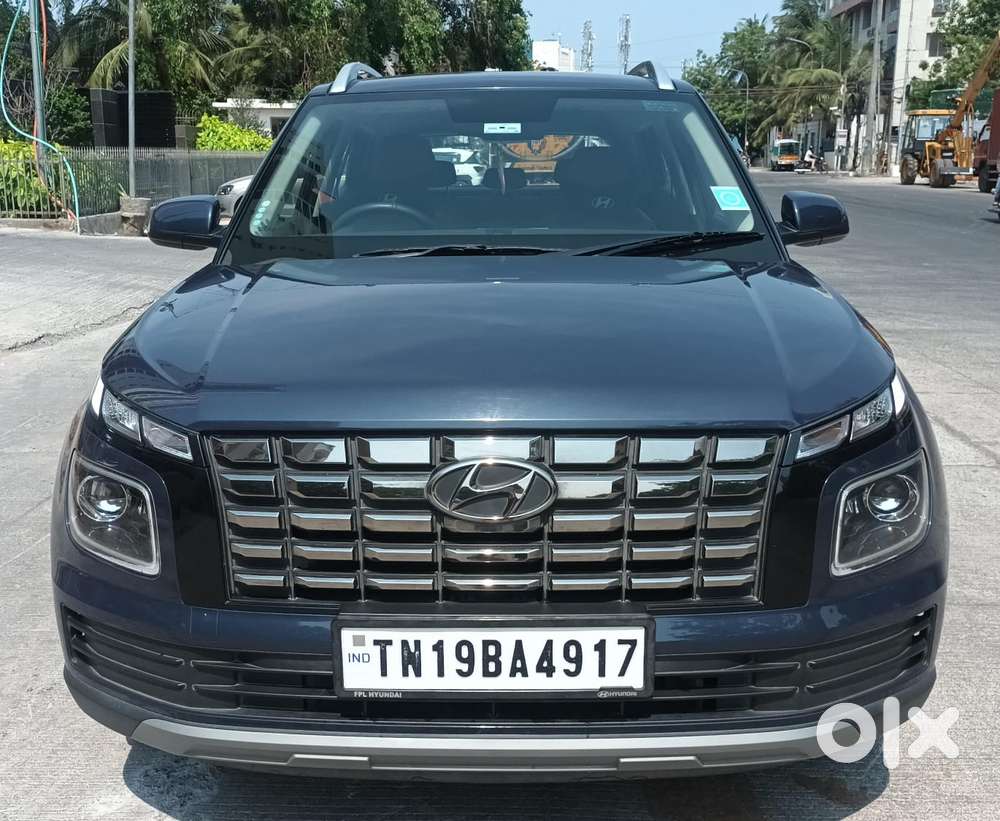 Hyundai Venue 1.2 S (o), 2024, Petrol