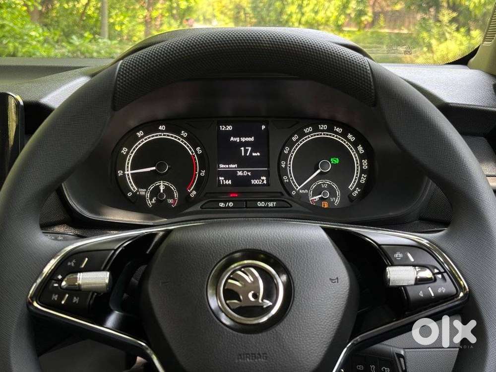Skoda Kylaq Signature At, 2026, Petrol