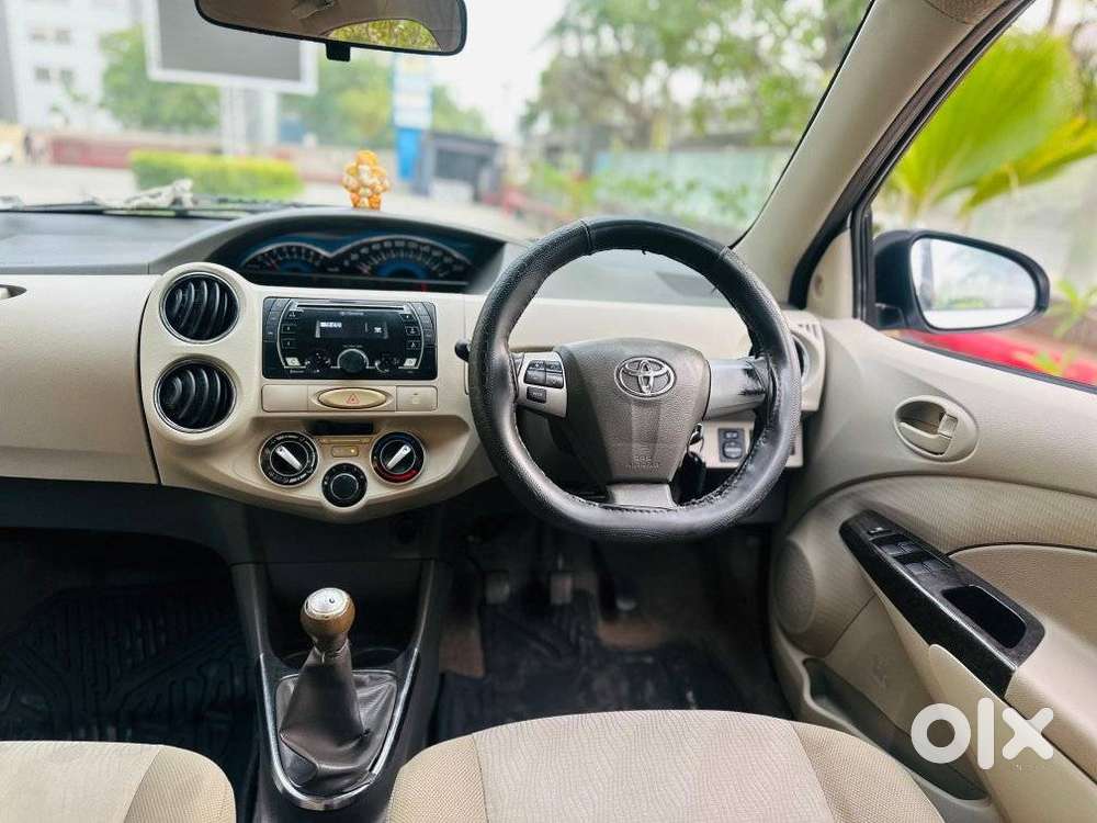 Toyota Etios Liva 2014-2016 Vx, 2015, Petrol