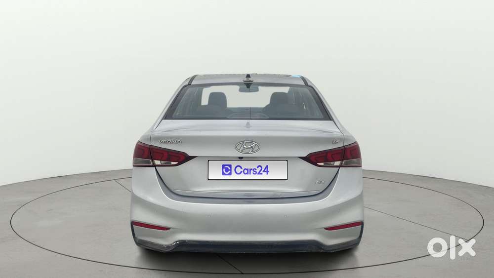 Hyundai Verna 1.6 Sx (o) Vtvt, 2018, Petrol