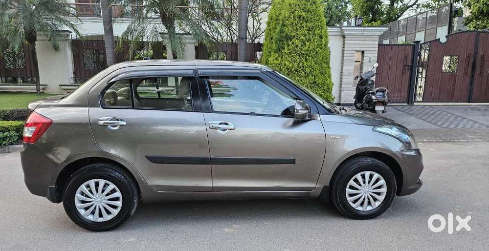 Maruti Suzuki Swift Dzire Vdi Bsiv, 2016, Diesel