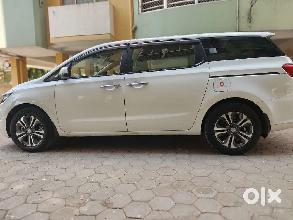 Kia Carnival 2021 Diesel 26000 Km Driven