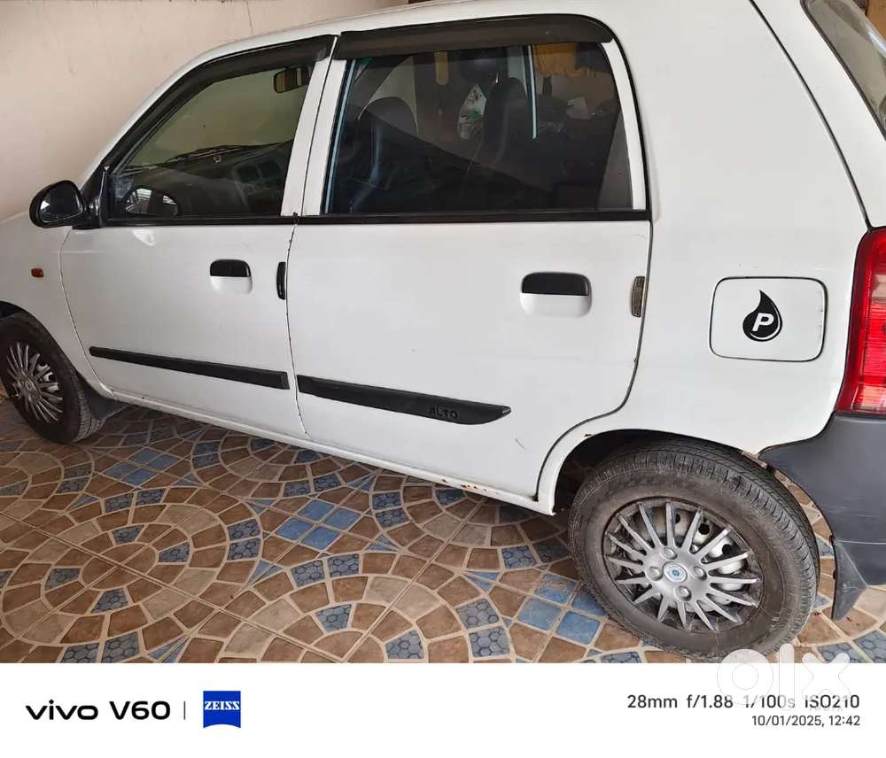 Maruti Suzuki Alto 2012 Petrol 100000 Km Driven