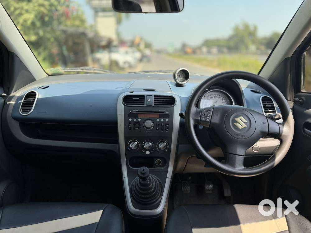 Maruti Suzuki Ritz Zxi Abs, 2011, Petrol