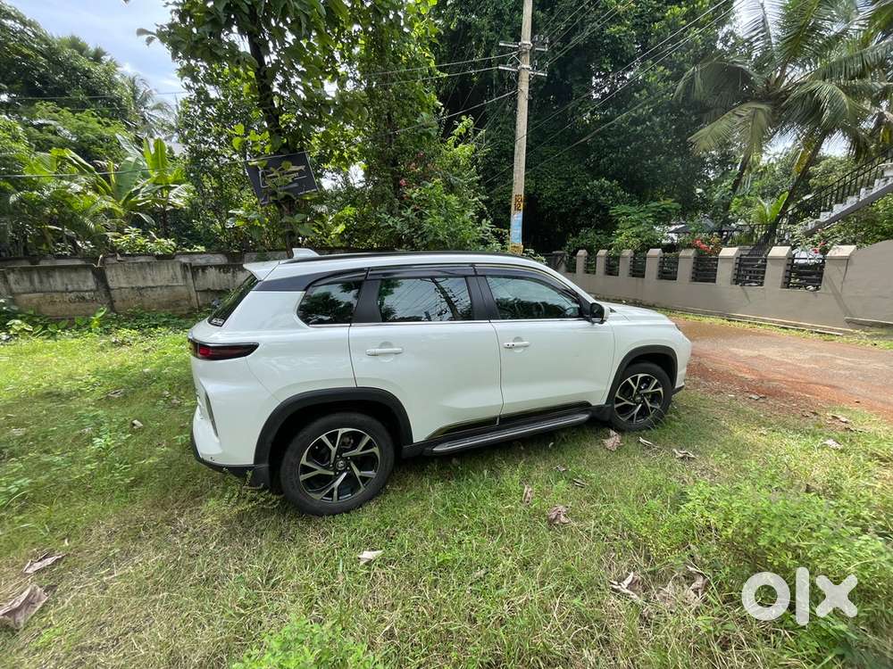 8/4/2024 Toyota Urban Cruiser Petrol No Negotiation