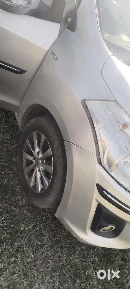 Maruti Suzuki Ertiga Zdi 2015