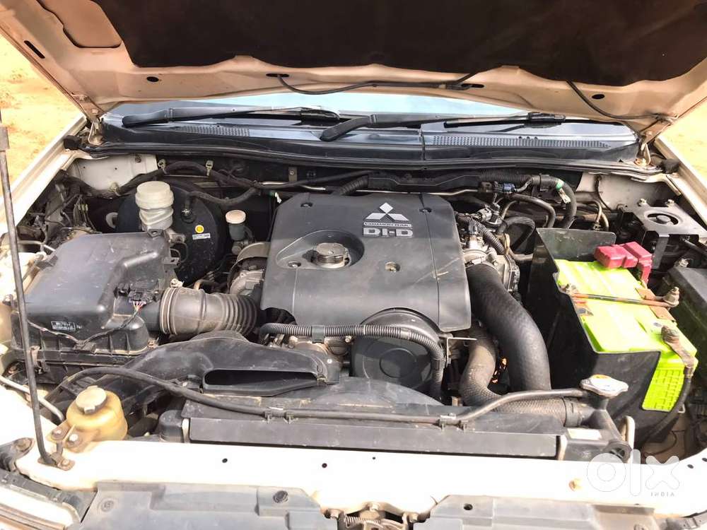 Mitsubishi Pajero Sports 2.5l 4x4