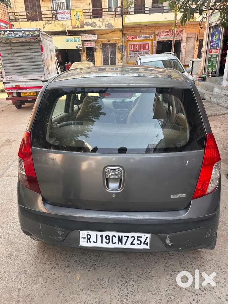 Aone Condition No Mistake 85000 Km Running Cng With Petrol