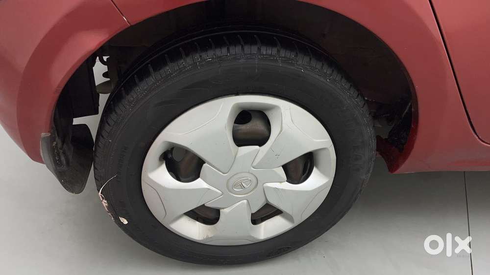Tata Tiago 1.2 Revotron Xt, 2018, Petrol