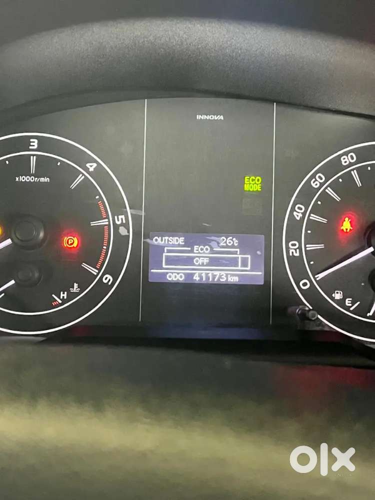 Toyota Innova Crysta 2023 Diesel 41000 Km