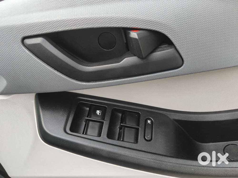 Tata Tiago Xt Icng, 2025, Cng & Hybrids