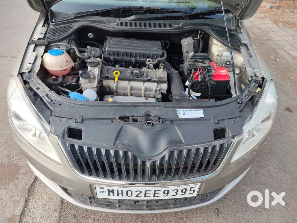 Skoda Rapid [2016-2018] 1.6 Style Plus Mpi At, 2016, Petrol
