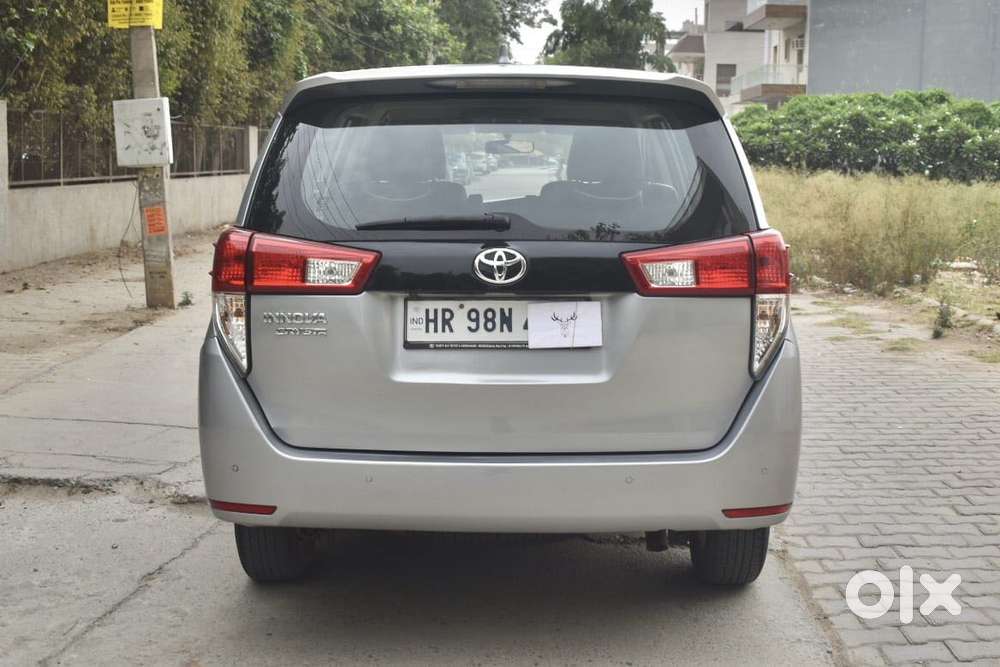Toyota Innova Crysta 2.4 G Mt, 2024, Diesel