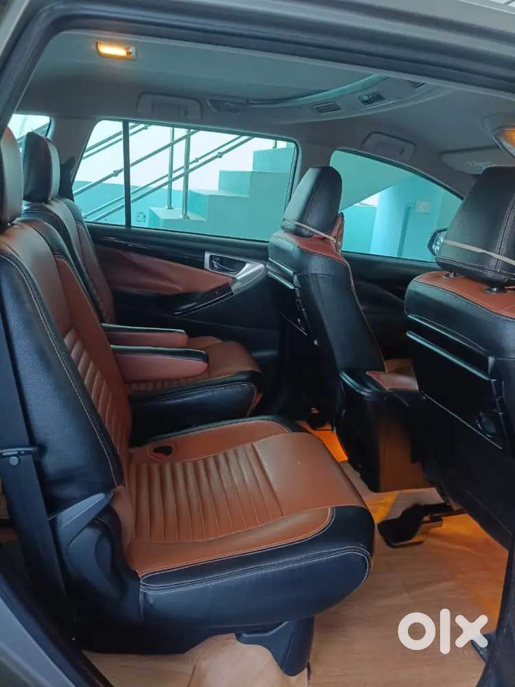 Toyota Innova Crysta 2.4 2017