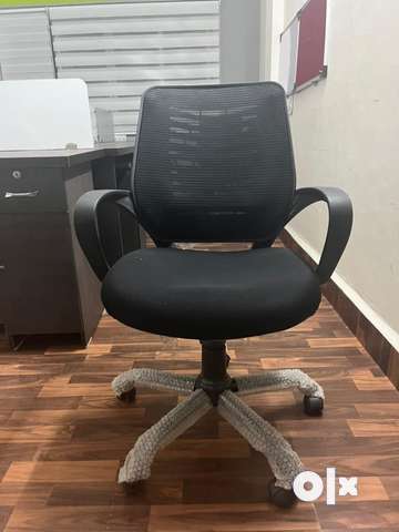 Static best sale office chair