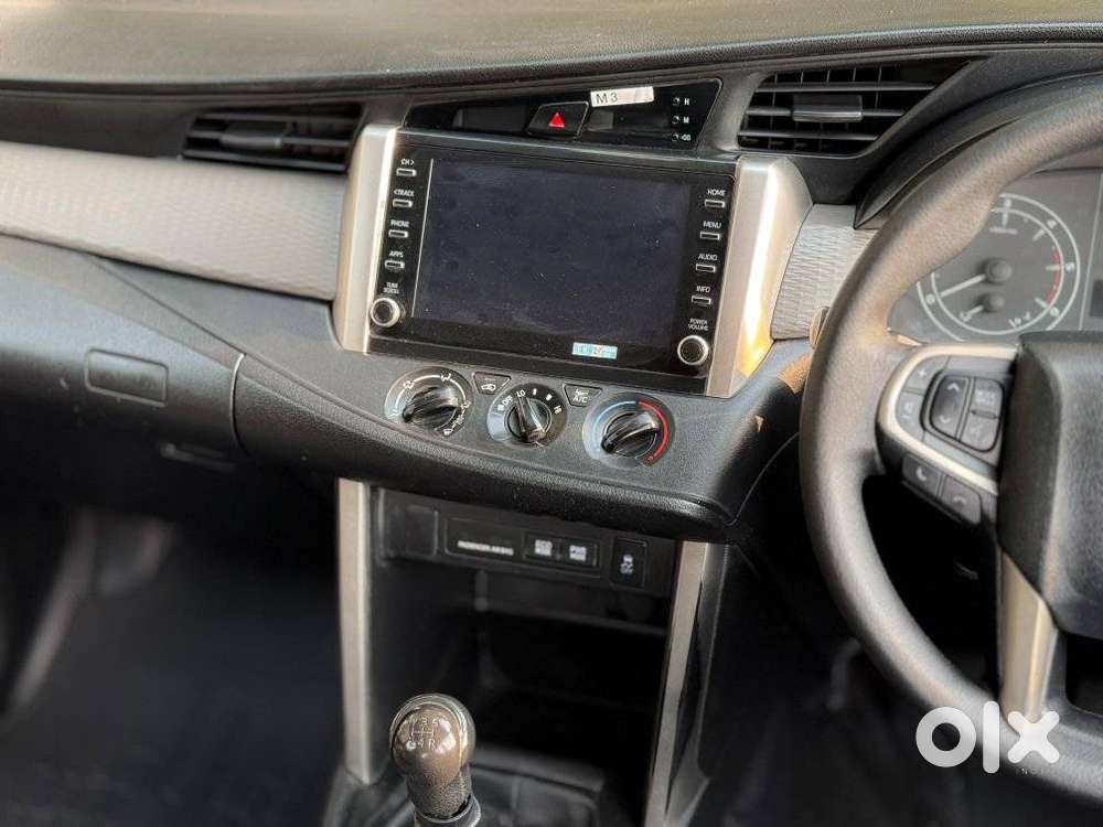 Toyota Innova Crysta 2.4 G Mt, 2022, Diesel