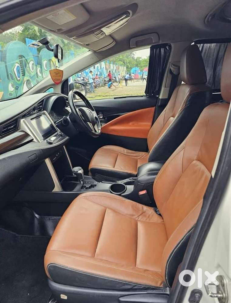 Toyota Innova Crysta Diesel 2016