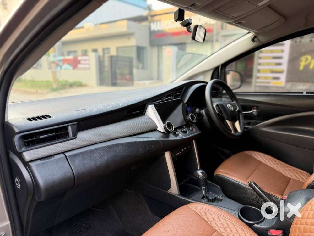 Toyota Innova Crysta [2020-ongoing] 2.4 Gx At 7 Str, 2020, Diesel