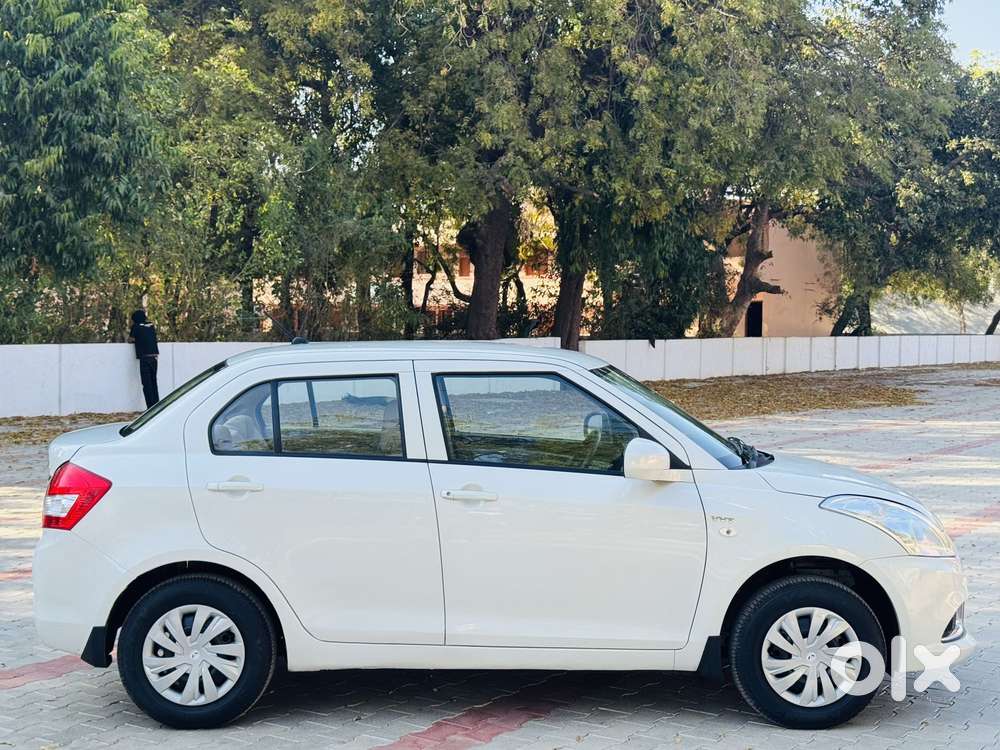 Maruti Suzuki Swift Dzire 1.3 Lxi, 2016, Petrol