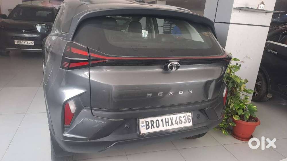 Tata Nexon Pure 1.2 Revotron Petrol 6 Mt, 2023, Petrol