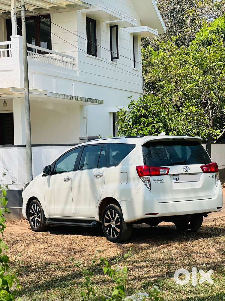 Toyota Innova Crysta 2.4zx Automatic, 2021, Diesel