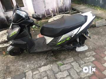 Yamaha ray zr discount olx