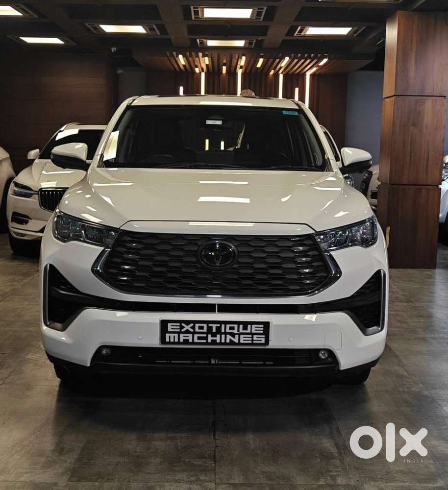 Toyota Innova Hycross 2.0 Zx (o) Hybrid 7 Str, 2024, Petrol