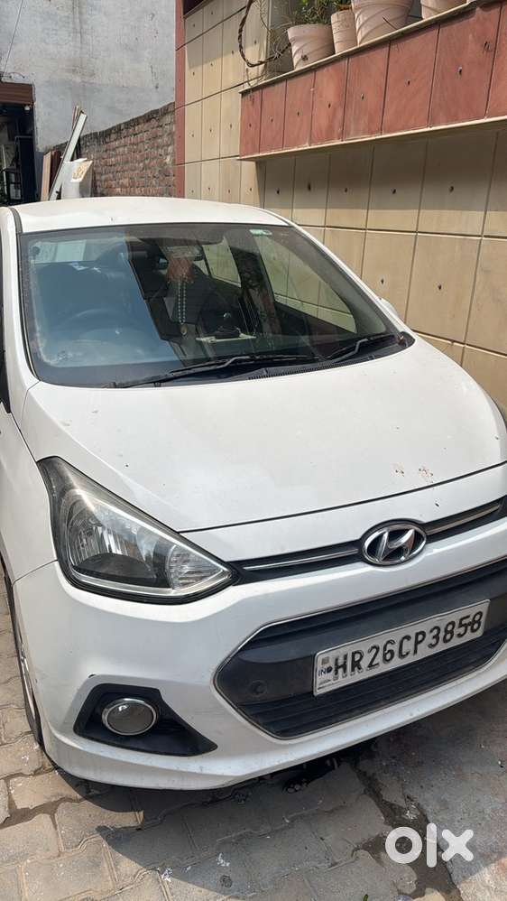 Hyundai Xcent  2015