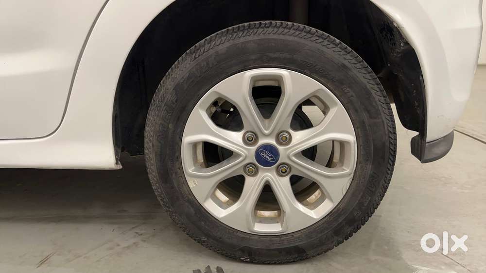 Ford Figo Petrol Titanium, 2017, Petrol