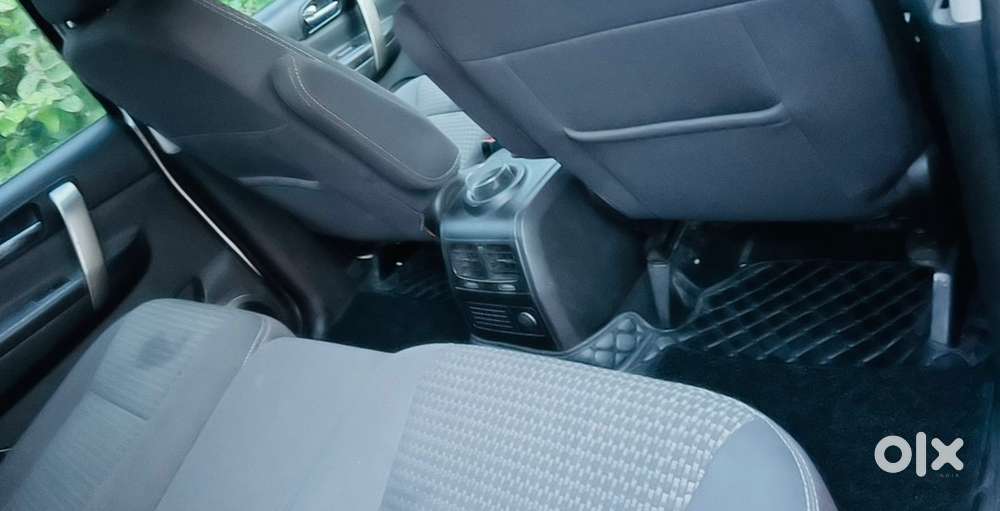 Tata Safari Storme 2017