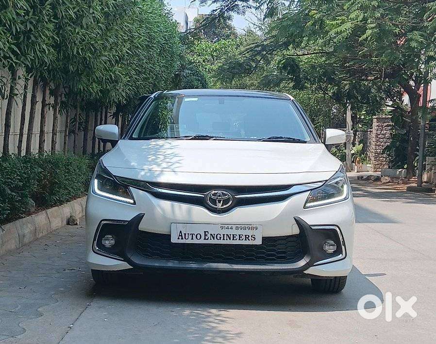 Toyota Glanza 1.2 V Amt, 2024, Petrol