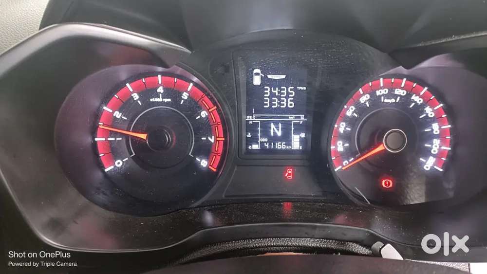 Mahindra Xuv300 Turbosport 2024 Petrol 41500 Km Driven
