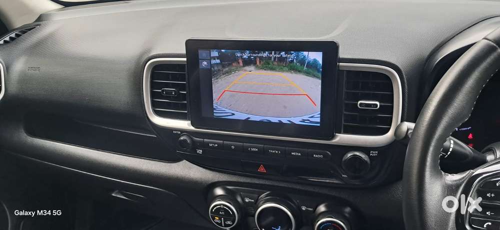 Hyundai Venue Sx Mt, 2022, Diesel