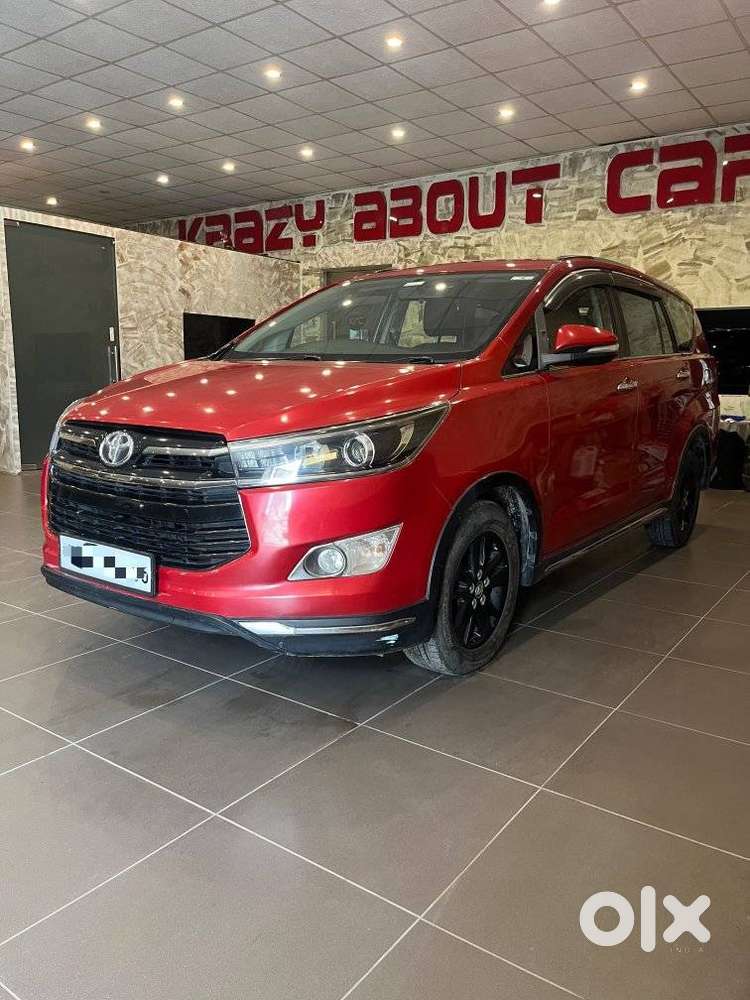 Toyota Innova Crysta Touring Sport 2.4 Mt, 2017, Petrol
