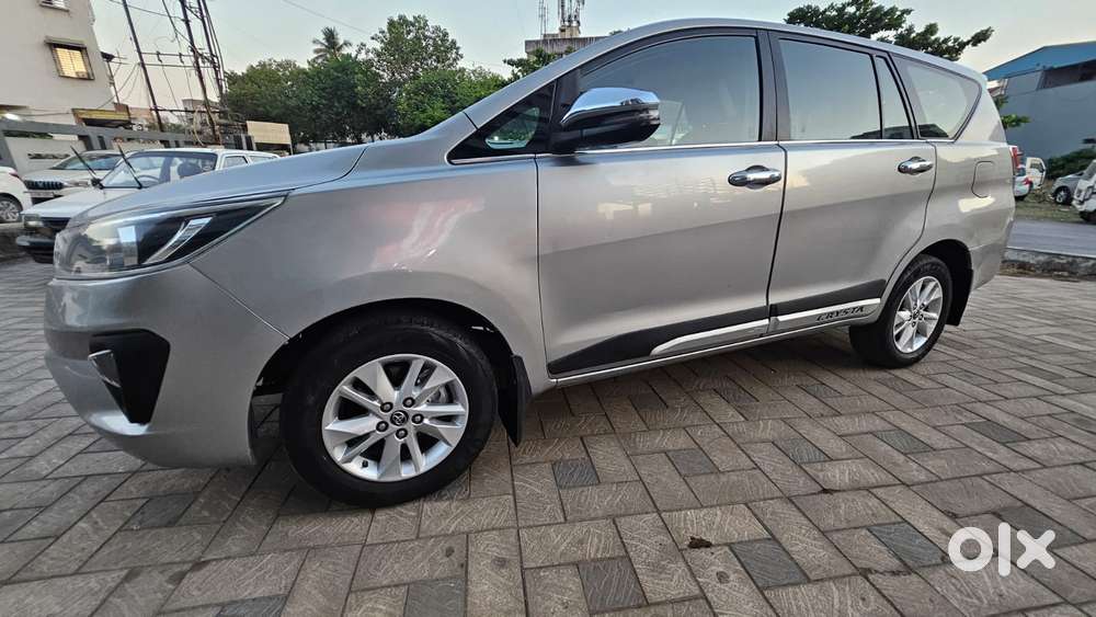 Toyota Innova Crysta 2.4 G Mt 8s, 2018, Diesel