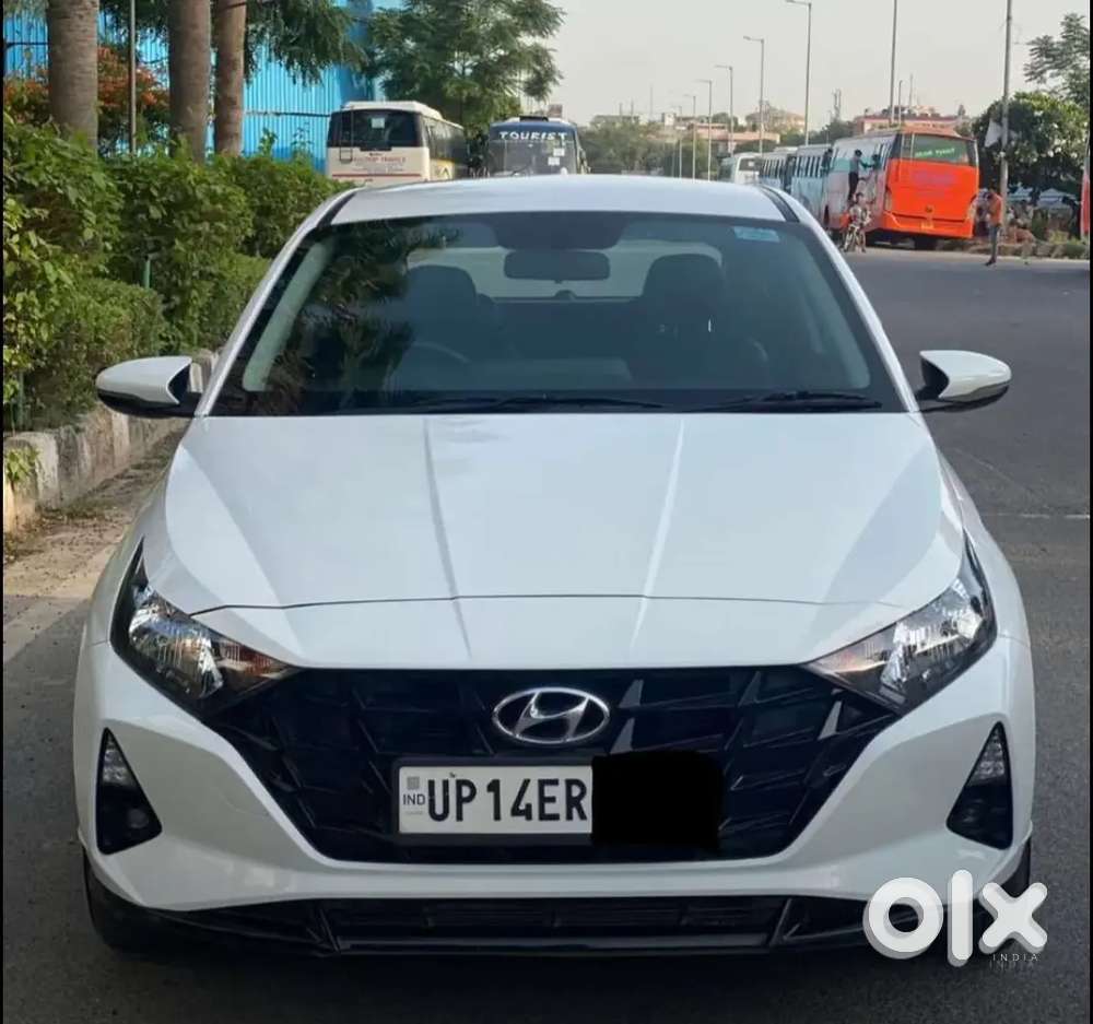 Brand New I20 With Full Company Records From Hyundai