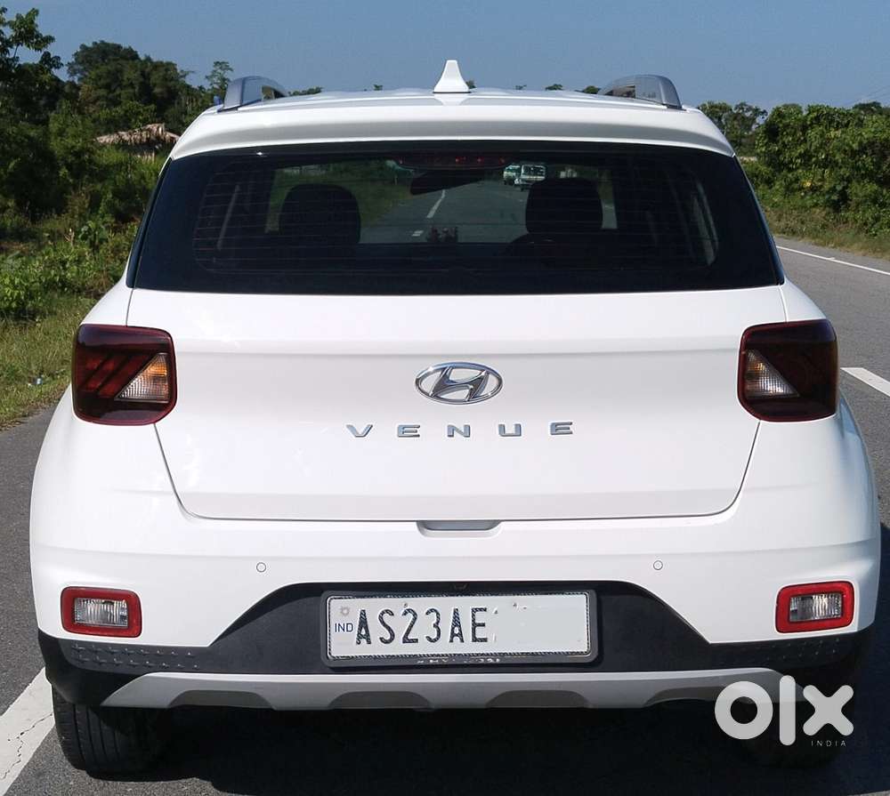 Hyundai Venue, 2022, Petrol