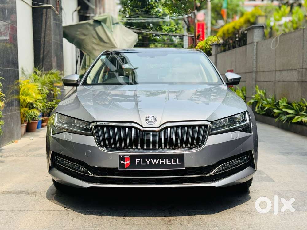 Skoda Superb 2.0 Tsi At L&k, 2021, Petrol