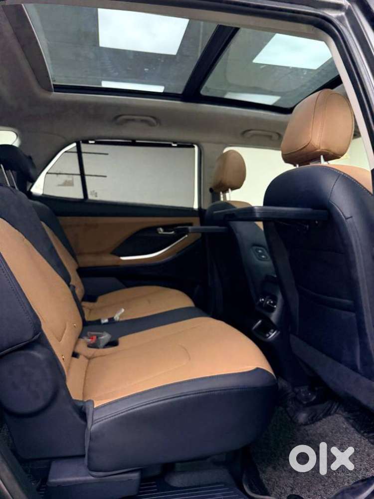 Hyundai Alcazar Signature 1.5 Petrol Dct 7str, 2025, Petrol
