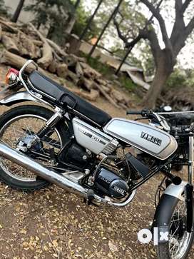 Yamaha rx 100 bike deals price olx